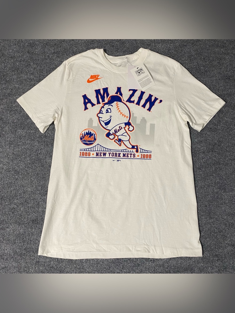 Nike New York Mets Local Hometown Mr Met Amazin’ Shirt Men’s Medium NWT